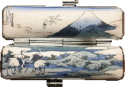 富士山【富嶽甲斐絹】東海道梅富士山【富嶽甲斐絹】東海道梅澤のリップワンBOXもあります。澤。 富士山【富嶽甲斐絹】東海道梅澤のリップワンBOXもあります。